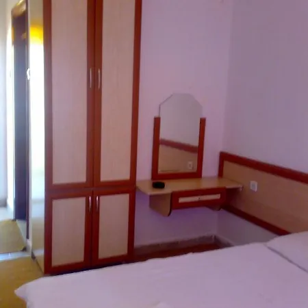 Cann Hotel 3*